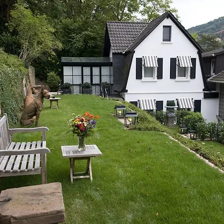 Guesthouse Heidelberg Suites 5* Heidelberg