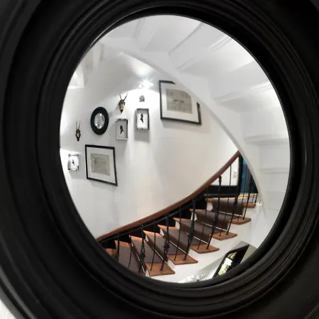 Guesthouse Heidelberg Suites Otel